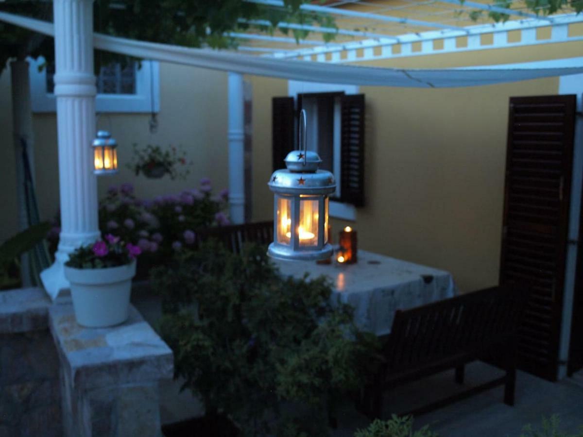 T&D Apartmani Pula Exterior photo