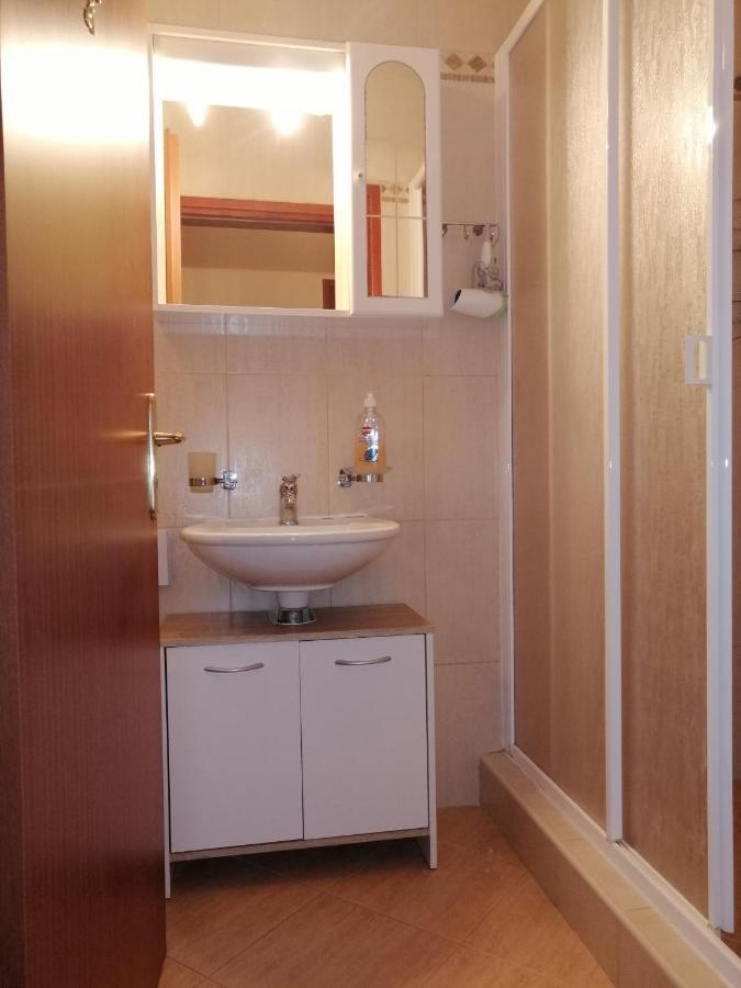 T&D Apartmani Pula Exterior photo