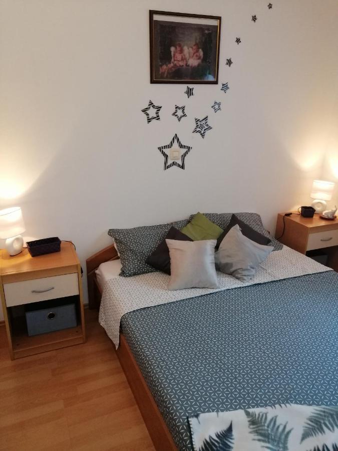 T&D Apartmani Pula Exterior photo