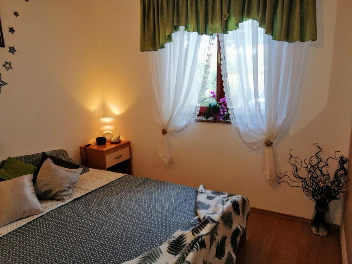 T&D Apartmani Pula Exterior photo