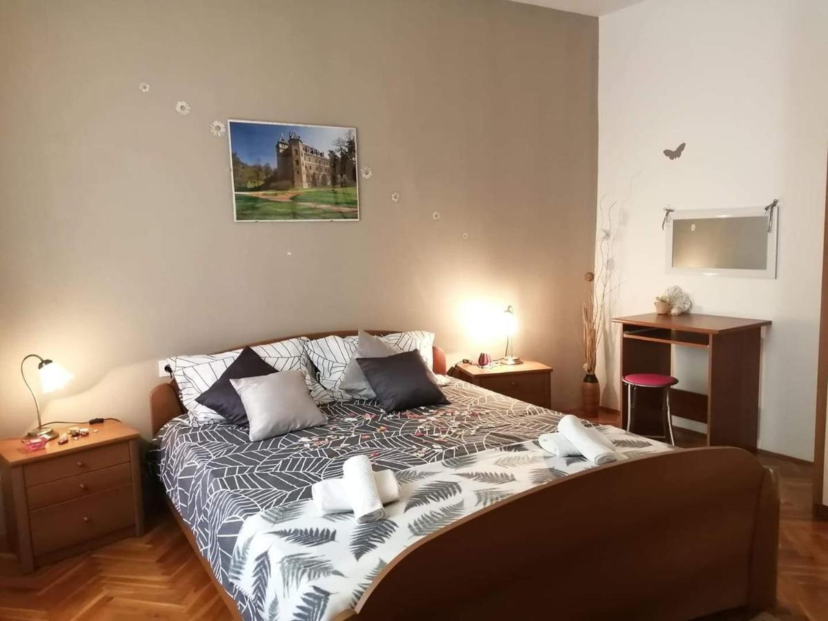 T&D Apartmani Pula Exterior photo