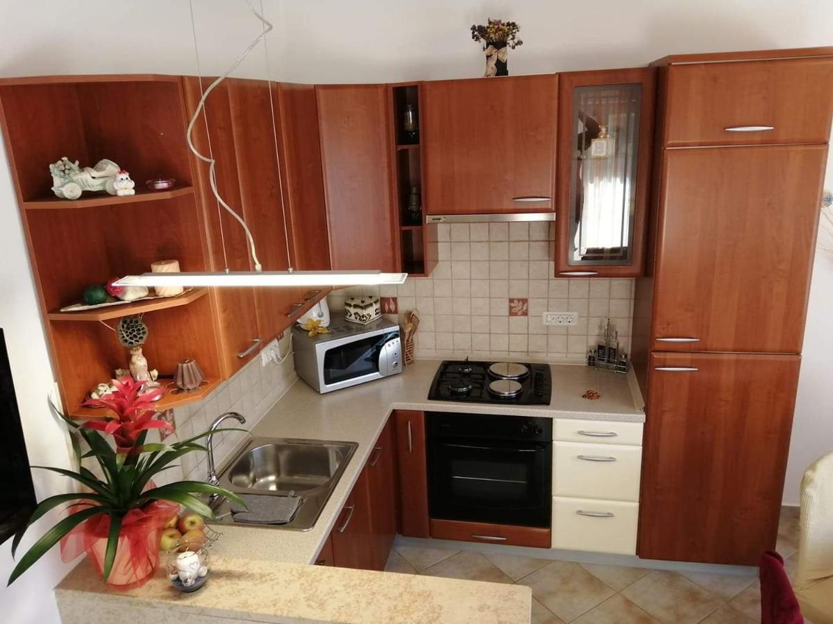 T&D Apartmani Pula Exterior photo